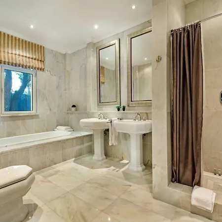 Quinta Do Lago Sleeps 10 Pool Air Con T480112 Villa *