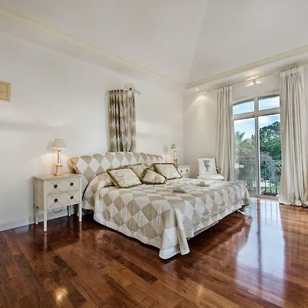 Villa Quinta Do Lago Sleeps 10 Pool Air Con T480112 Ludo