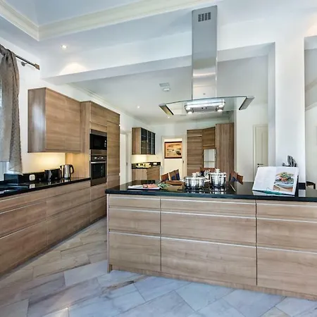 Villa Quinta Do Lago Sleeps 10 Pool Air Con T480112