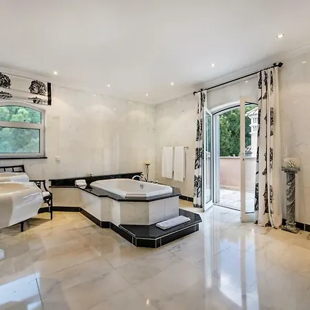Willa Quinta Do Lago Sleeps 10 Pool Air Con T480112